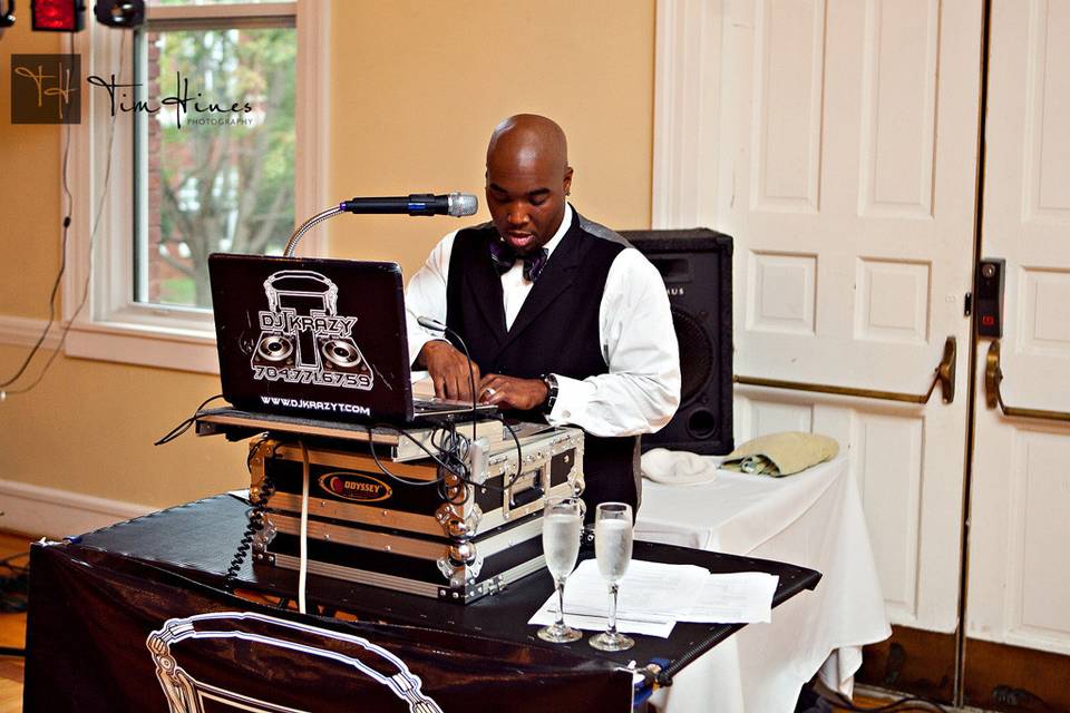 DJ KRAZY T  |  Krazy T Entertainment service