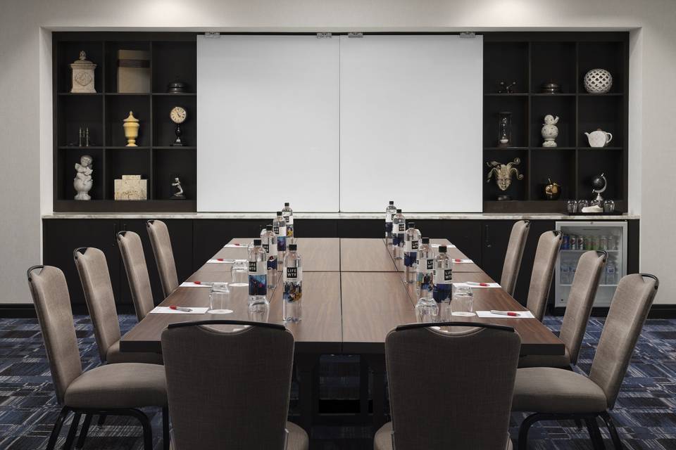 Kirkland Meeting Room