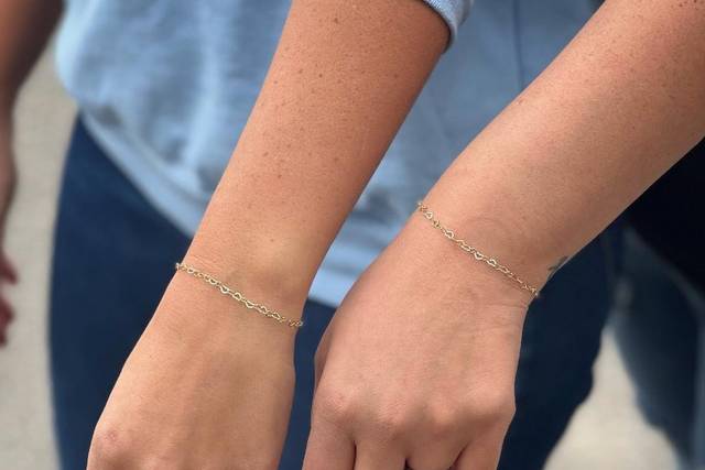 Friendship bracelet