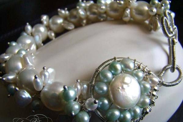 Freshwater pearl luxury bridal bracelet.