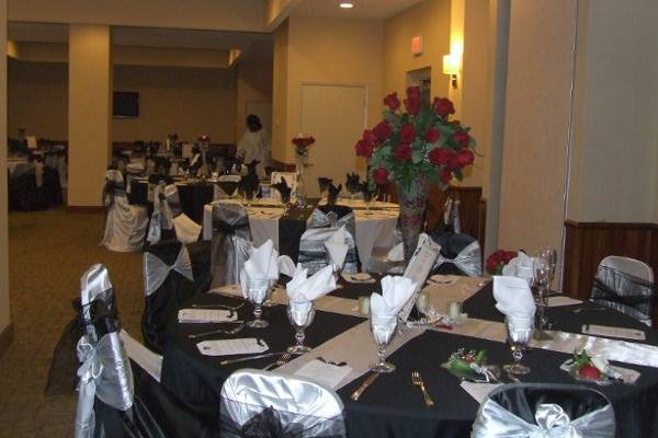 FOUR POINTS BY SHERATION HOTELWEDDING RECEPTIONCOHEN'S EVENTS904-251-4916   MICHELLE