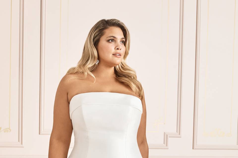 Sophia Tolli