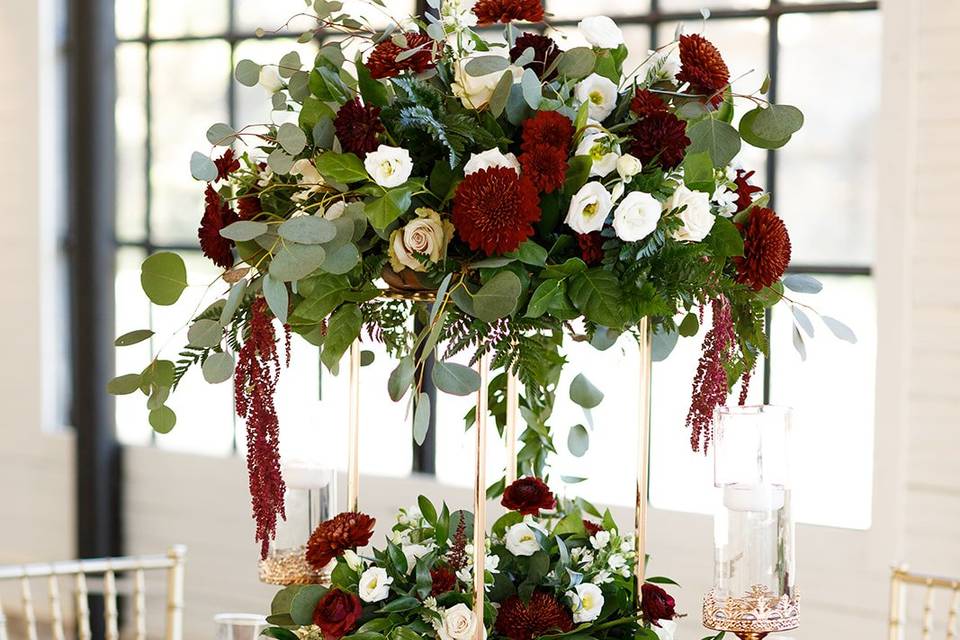 Gold & Burgundy Table Setting