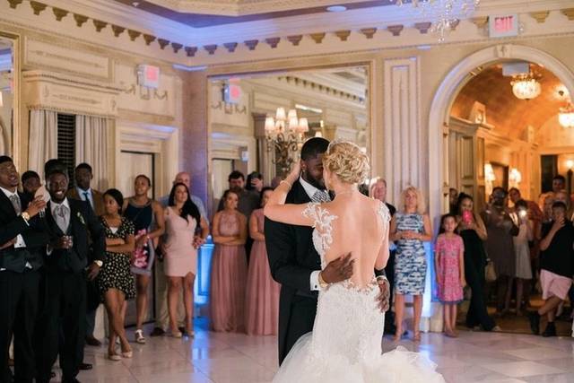 The Kentucky Castle Hotel Weddings Versailles Ky Weddingwire