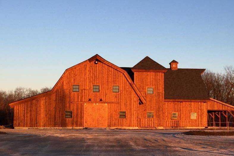 The Bloomfield Barn, a quiet country setting for your wedding day.  Indoor and outdoor ceremony sites are available and photo opportunities abound.  The Barn can accommodate large or small gatherings and is climate-controlled for year round comfort.  Just tell your guests -- 