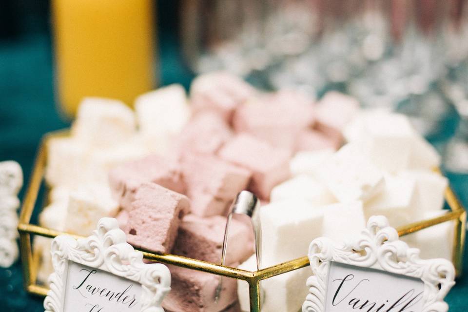 Marshmallows for champagne