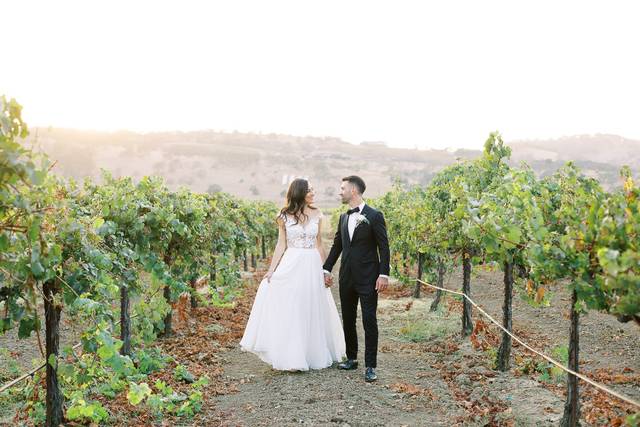 Suisun Valley Inn - Wedding Retreat