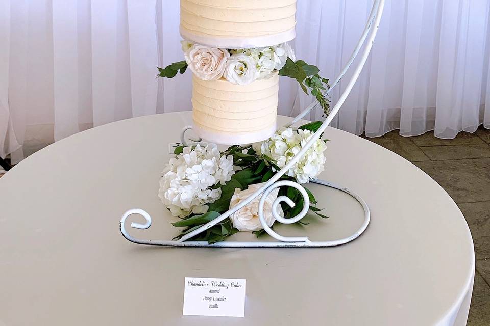 Chandelier Wedding Cake