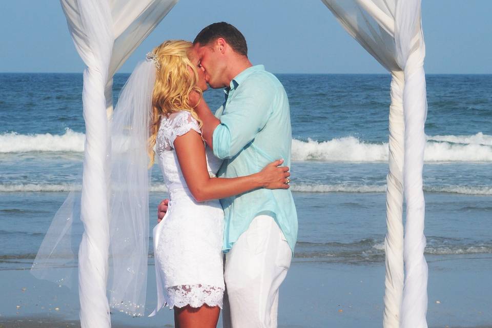 Elopements on the Beach