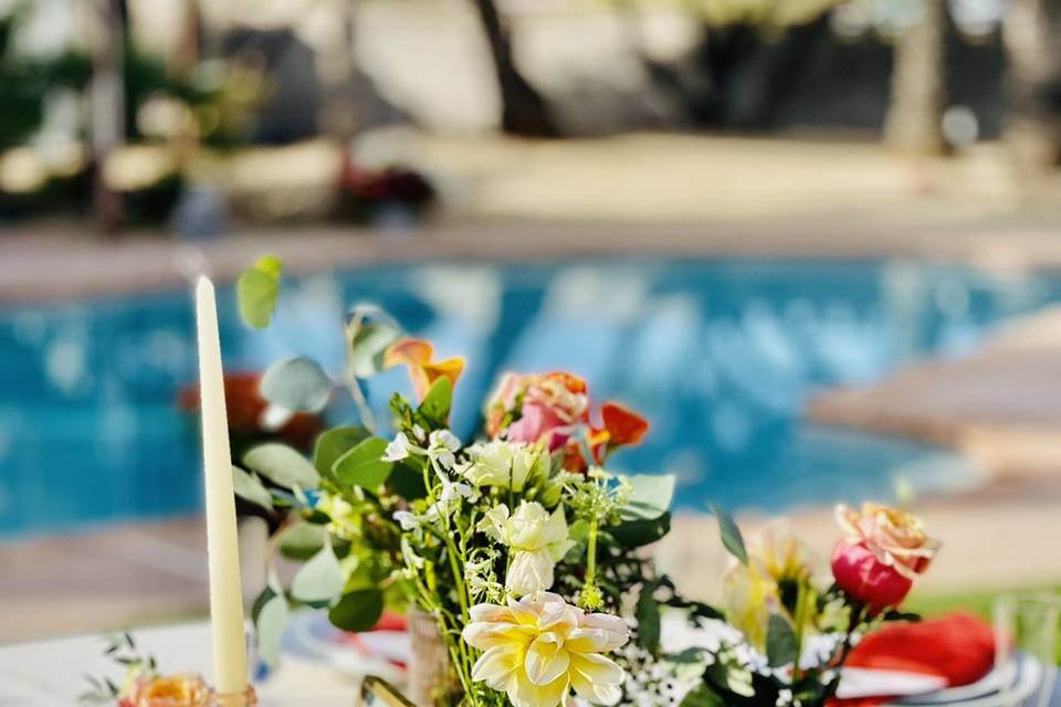 Pool wedding centerpiece