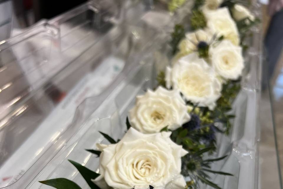 White boutonnières