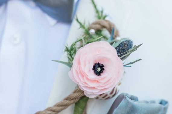 Boutonniere flower