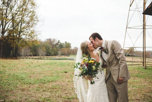 Windy Hill Wedding and Event Barn