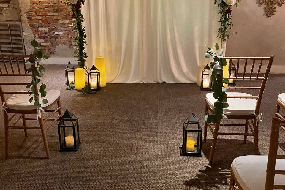 Small ceremony in Silver Vault