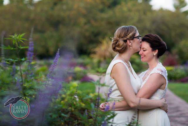 Salty Raven Studio & Event Photography