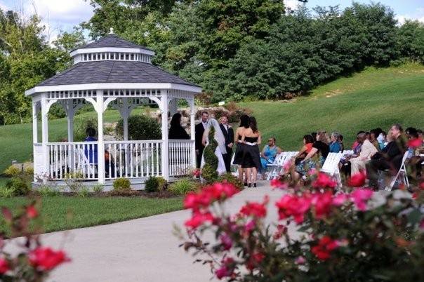 Summer wedding on a golf course