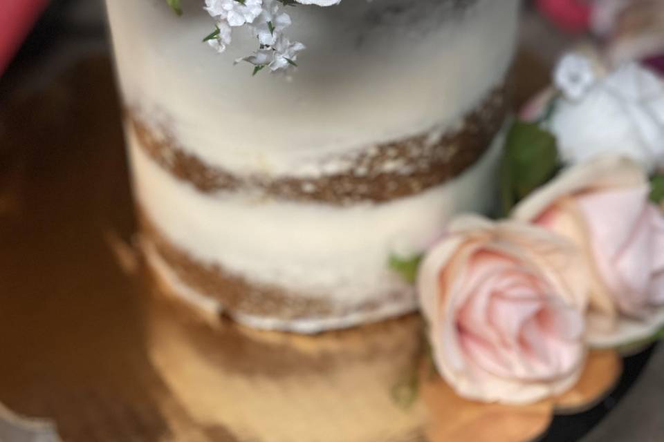 Naked cake