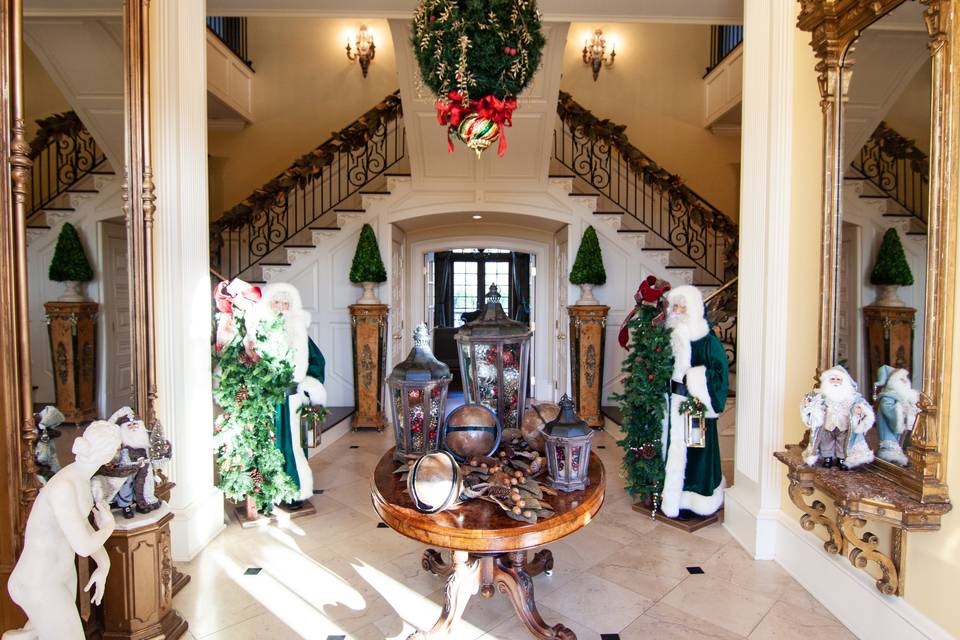 Christmas foyer pic