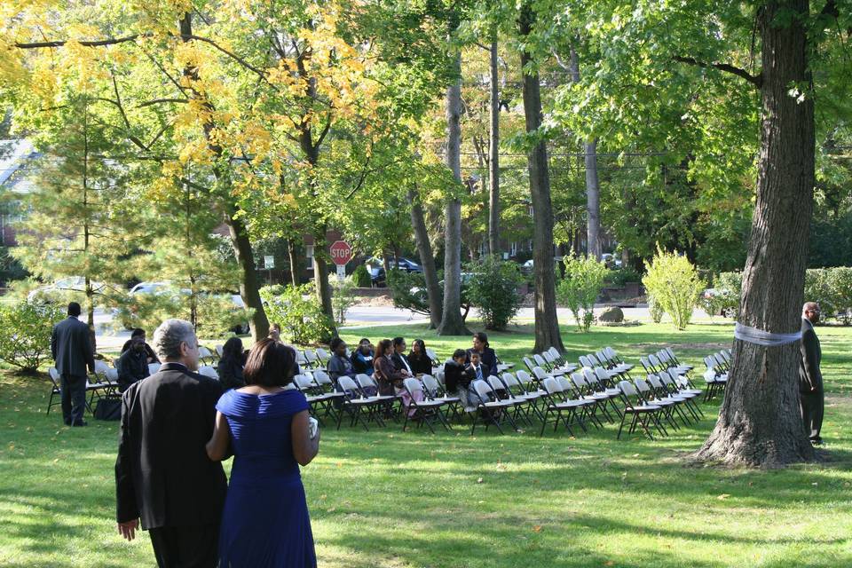 Raised centerpiece