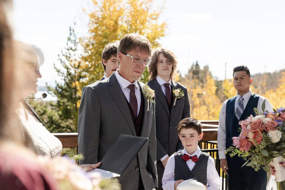 Fall Groom