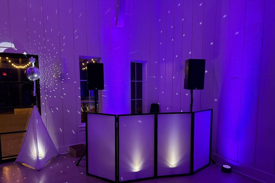 Purple uplighting