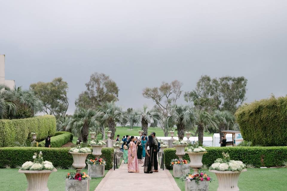 Bride and Groom Parterre