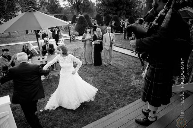 Garden wedding gig