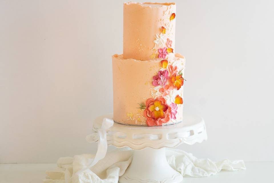 Textured buttercream cake