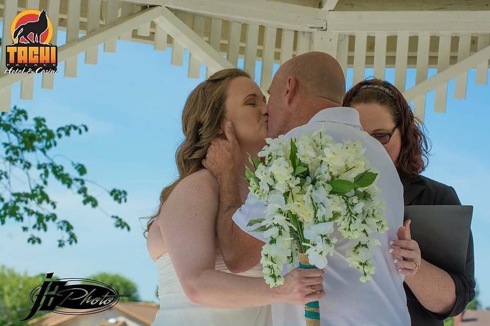 Couple kissing