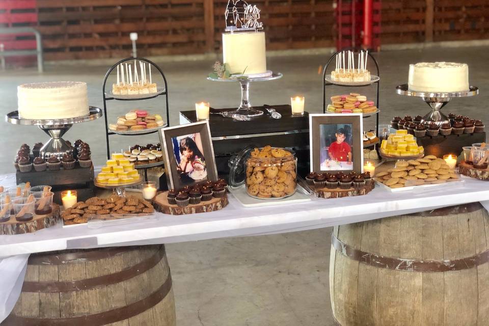 Rustic themed dessert bar