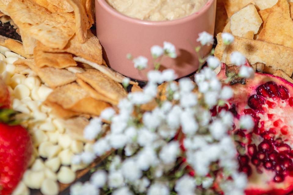 Hummus and pita = classic