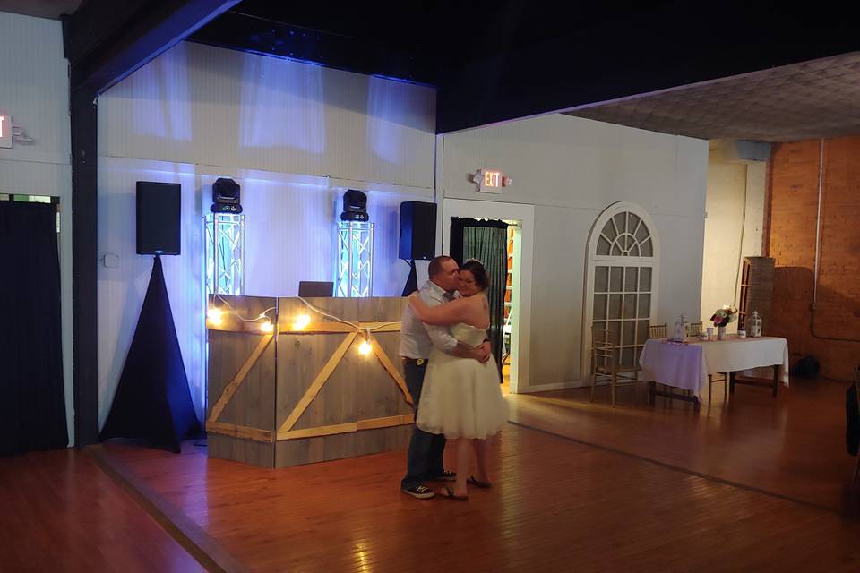 Lovers first dance