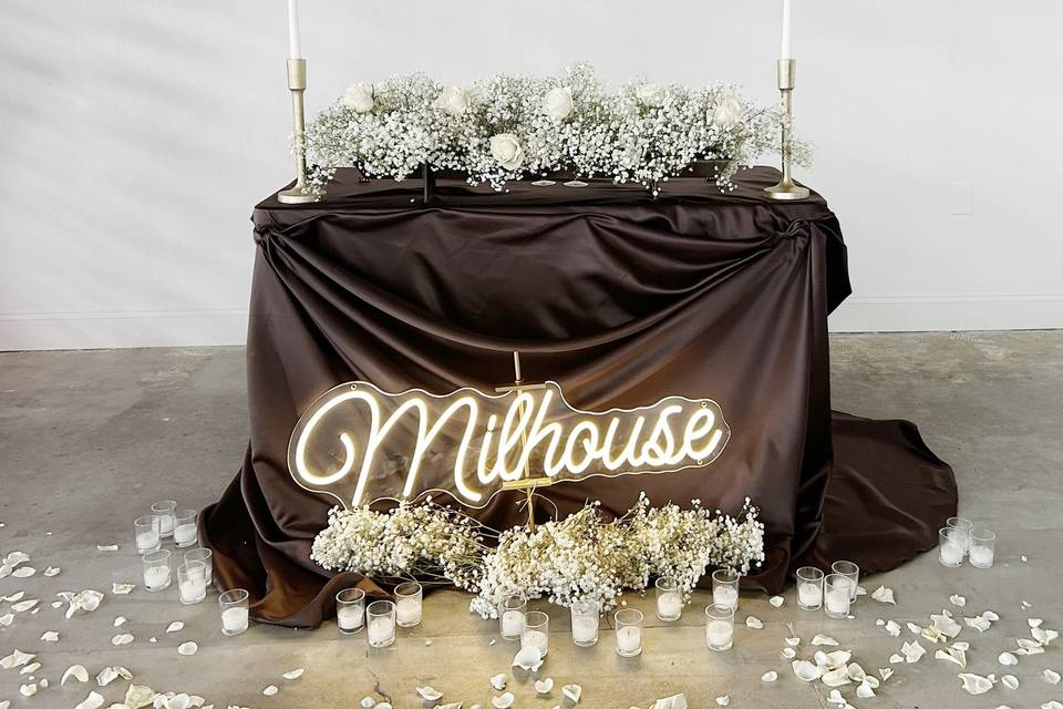 Head table idea