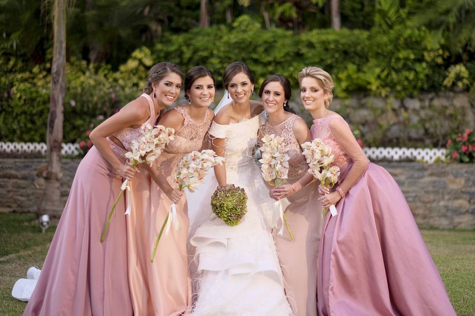 Bride with bridesmaids