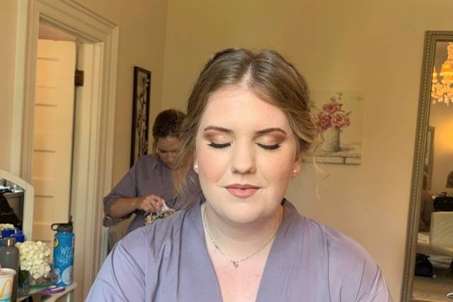 Bridesmaid light pink makeup