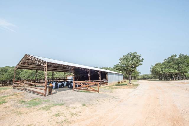 Outdoor wedding venue