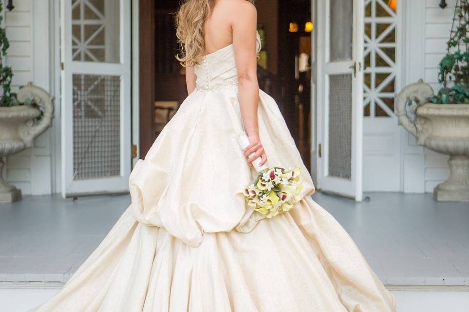 The bride holding her bouquet