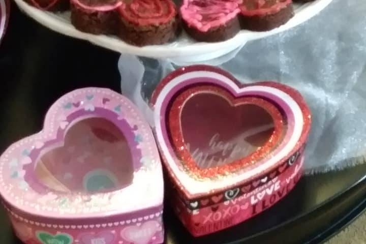 Brownie Hearts/Love