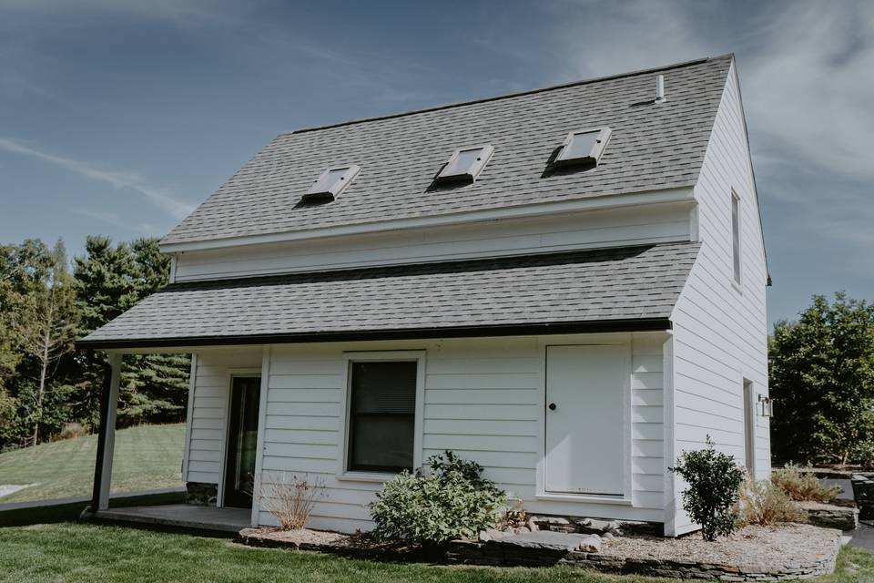 Cottage rear entry & patio