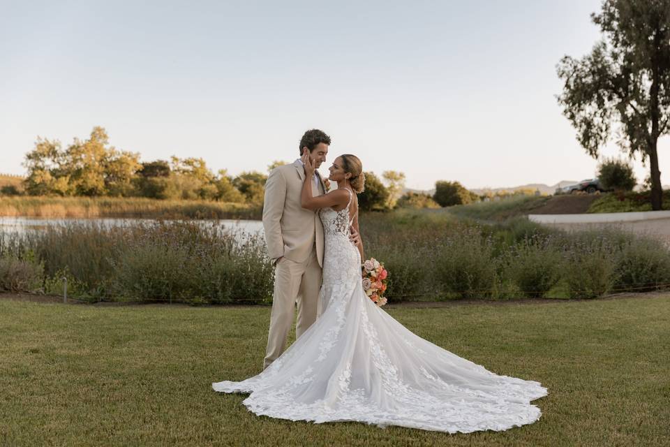 La Lomita Wedding Couple