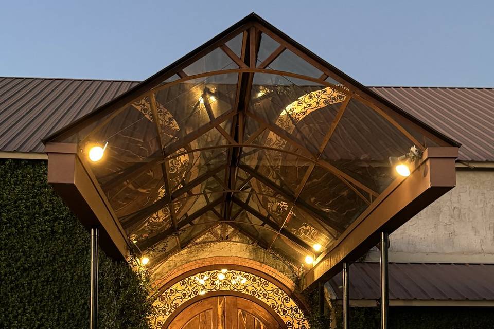 Dobbin Station Entrance
