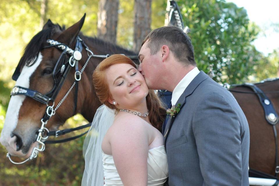 Wedding kisses