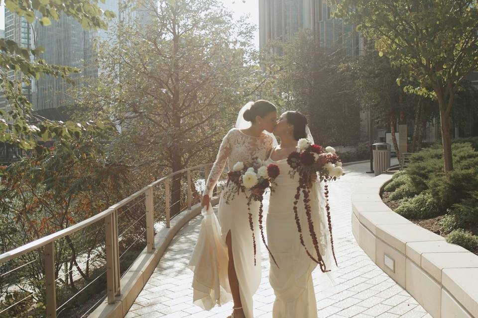 Kissin' Brides