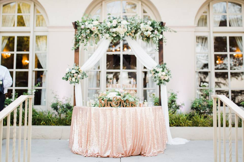 Sweetheart table