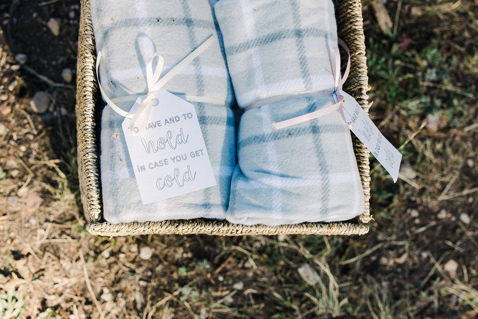 Outdoor Wedding Favors