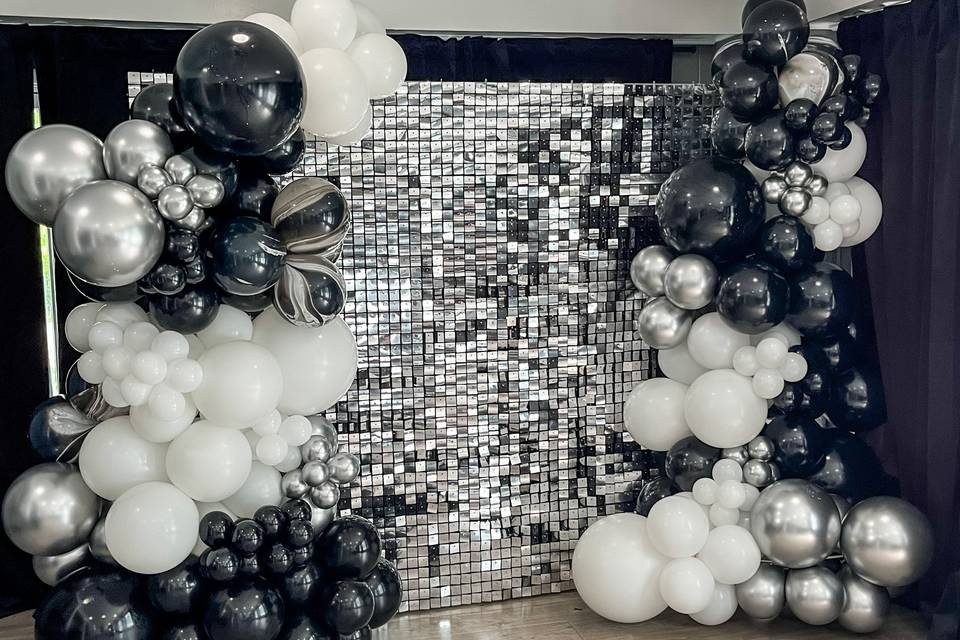 Shimmer Wall Balloons