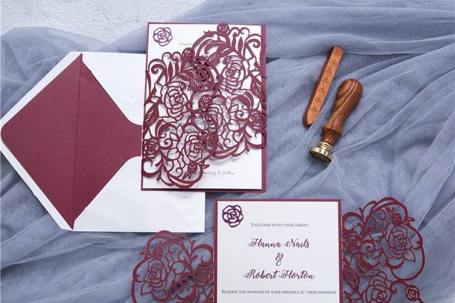 Fabulous Asymmetrical Rose Des