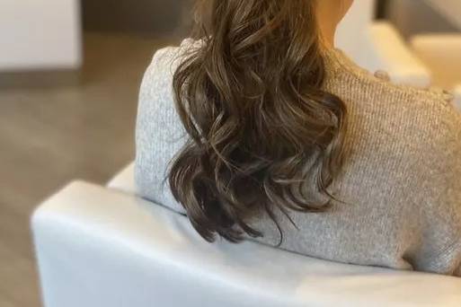 Curly ponytail