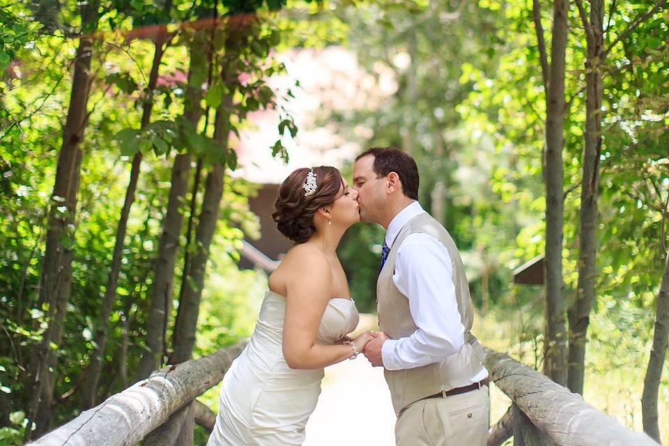 Sleeping Lady in Leavenworth, Wa - bride & groom after first look