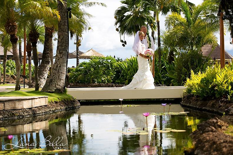 Sheraton Maui - bride & groom